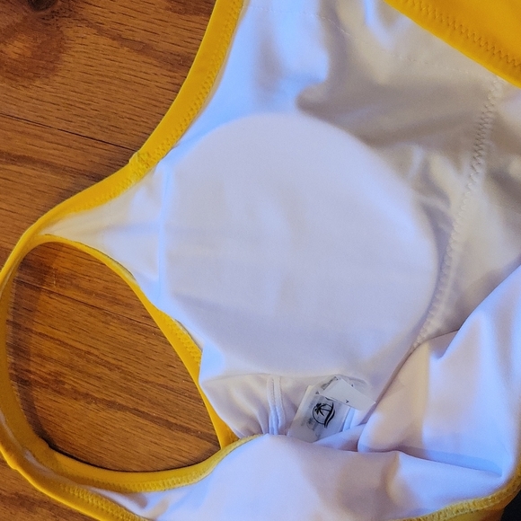 Cupshe One piece swimsuit Size LG - Picture 7 of 8